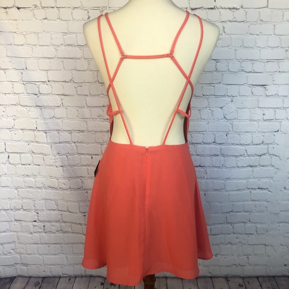 NASTY GAL MINIDRESS NEW SIZE MEDIUM - Picture 3 of 6